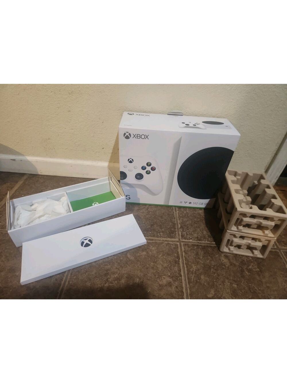 Xbox Series S BOX ONLY no console 512GB